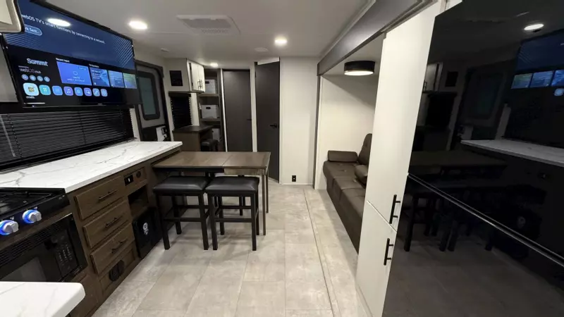 255DS Floorplan Main Room