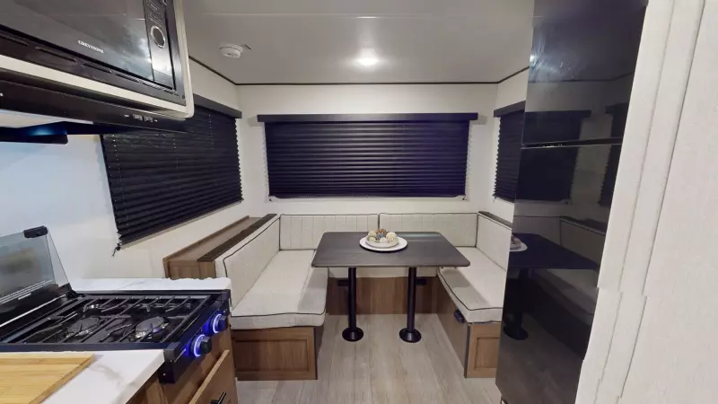 16RD - DSO Floorplan Main Room