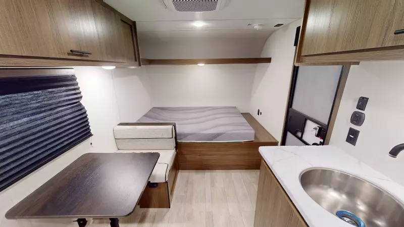 16BHX Floorplan Main Room